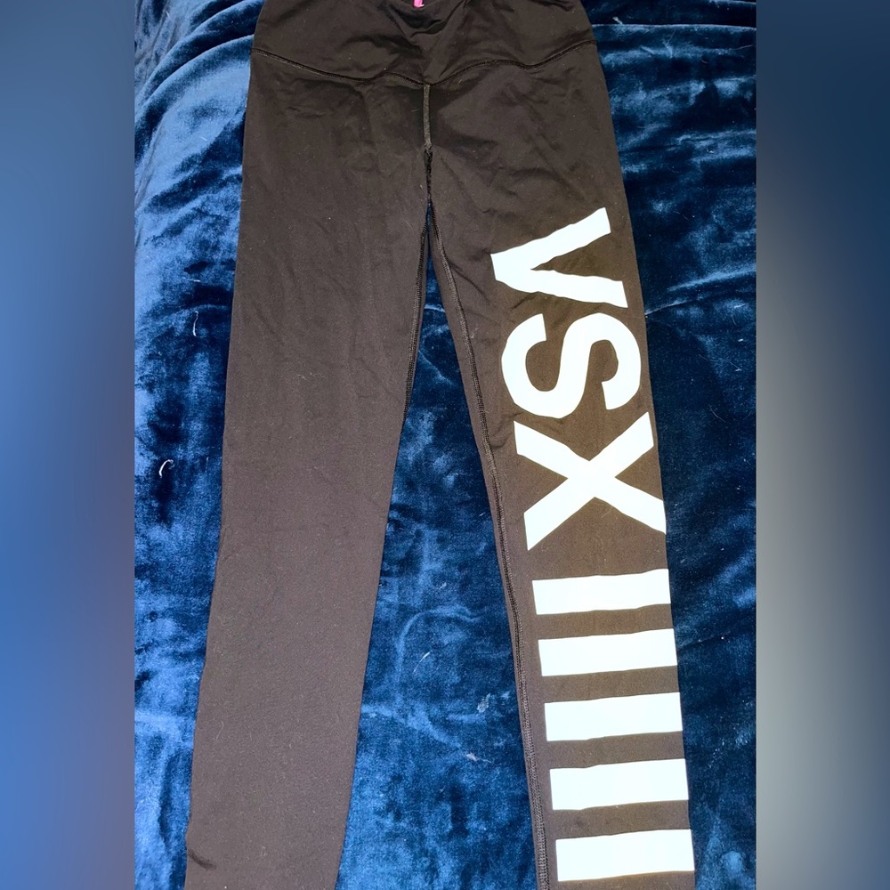 Knockout by VS! Like new